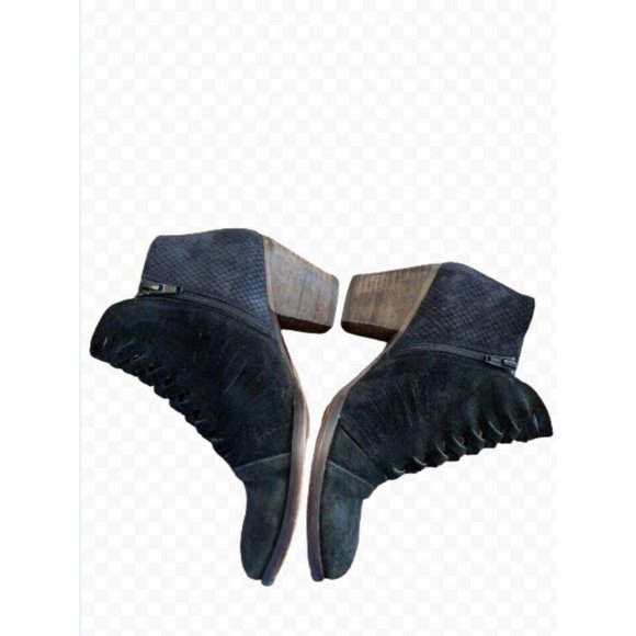 Free People Loveland Ankle Bootie Black Suede Braided Front Women's 37 7.5 7 - Picture 6 of 10